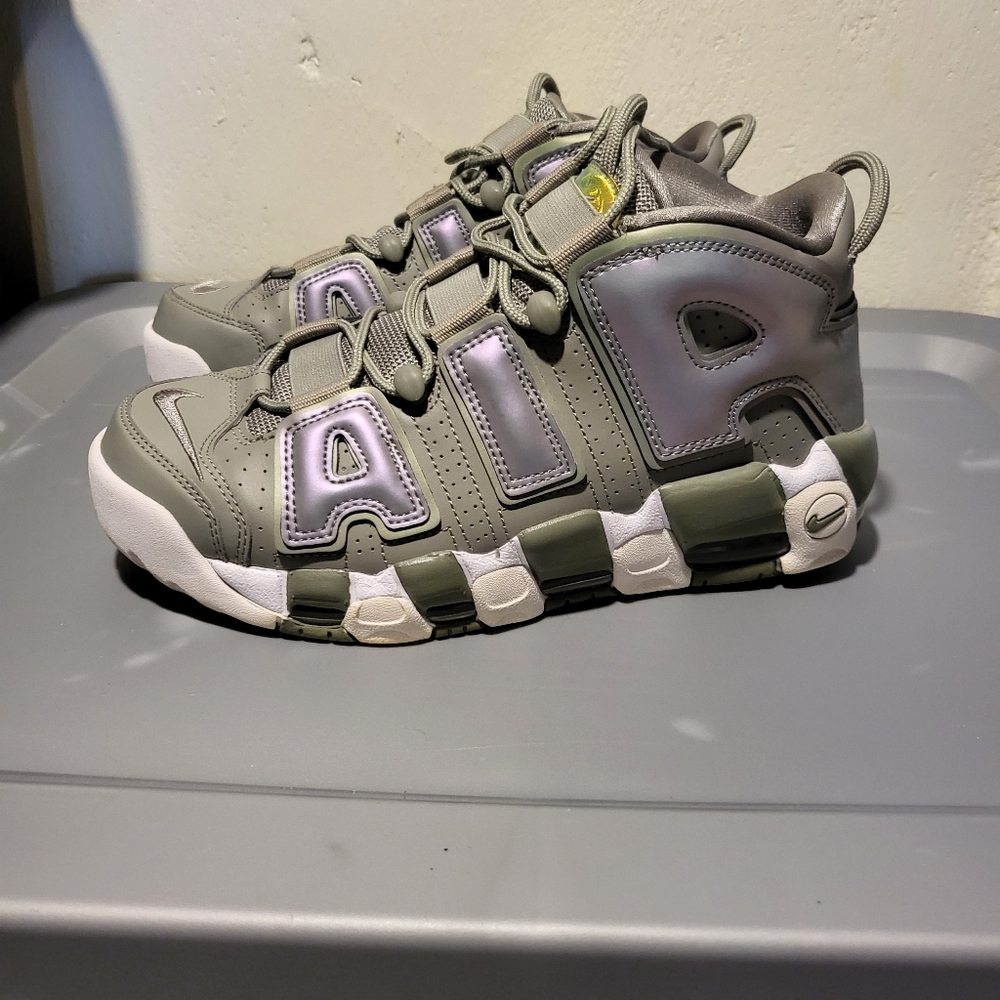 Nike Air size 9